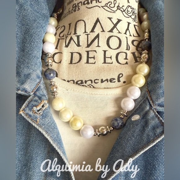 Chunky pearls and sodalite beaded necklace - Picture 1 of 6